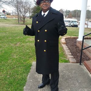 Meet your Posher, Derick